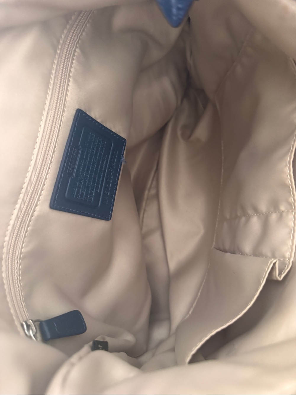 Coach F19232 Tan Signature Canvas Crossbody with Navy Trim - Picture 6 of 15
